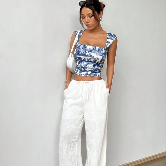 EZwear Printed Knitted Sleeveless Tight Fit Women's Tank Top - Picture 3 of 4